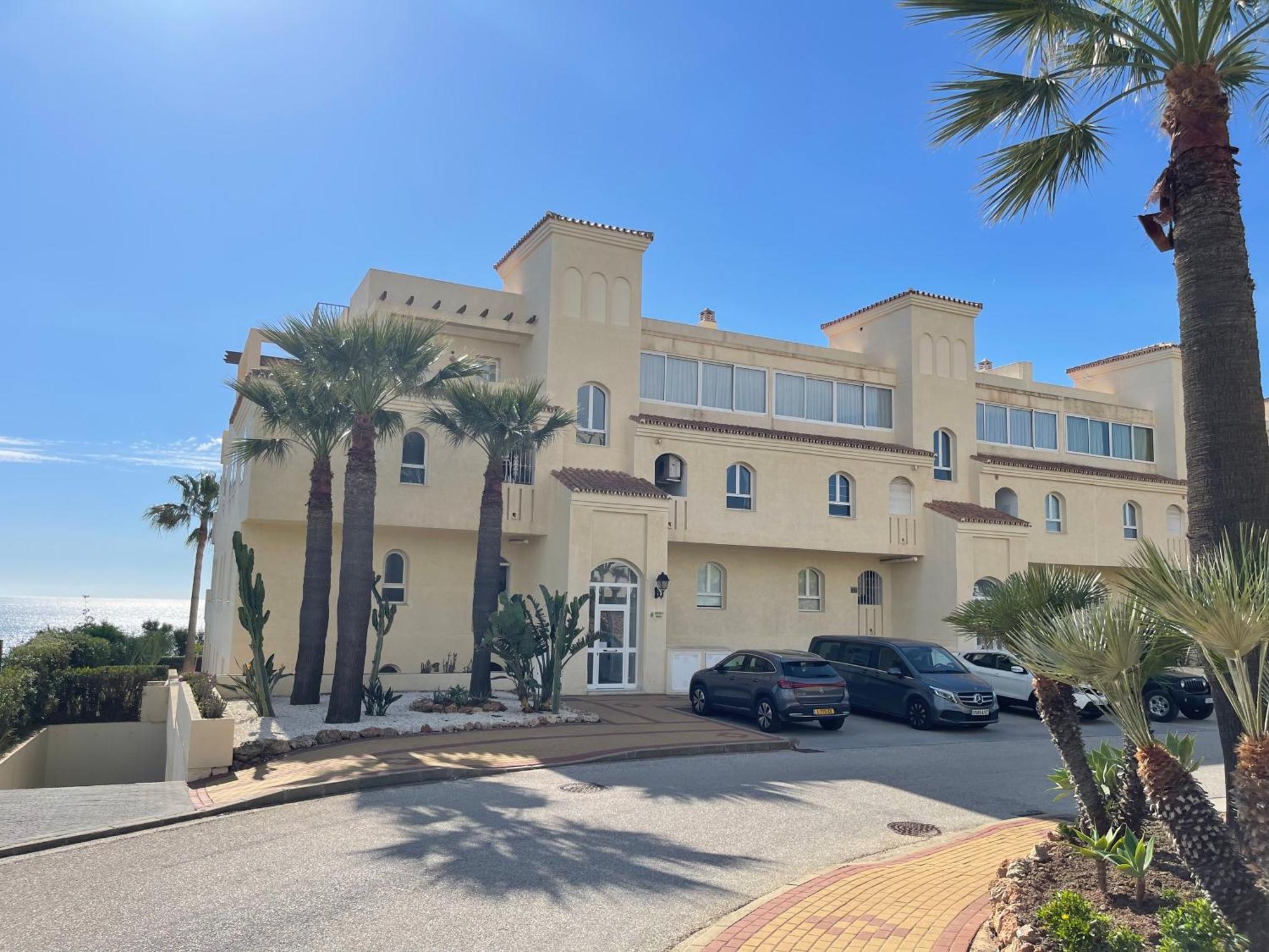 La Cala Gorgeous 2 Bedroom With Stunning Gardens, Pools And Sea Views * El Faro